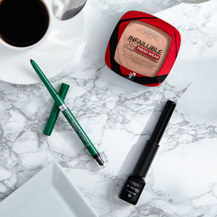 L'Oreal Matte Signature Liner 04 Emerald