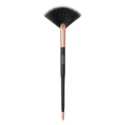 Glam By Manicare GD3 Precision Highlight/Contour Brush