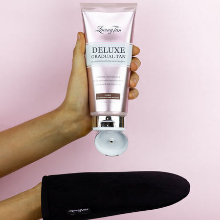 Loving Tan Deluxe Gradual Tan Dark 150mL