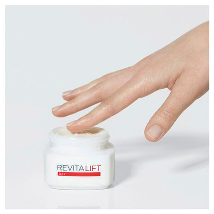 L'Oreal Revitalift Classic Day Cream 50mL