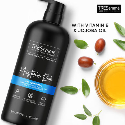 Tresemme Moisture Rich Conditioner 940ml