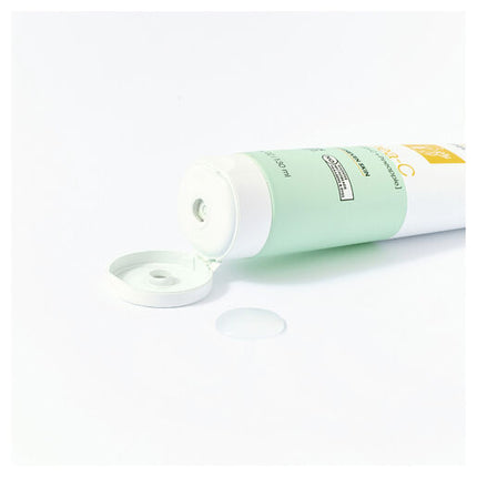 Garnier Green Labs Pinea C Brightening Gel Wash 130ml