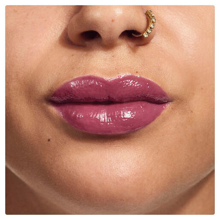 Rimmel Thrill Seeker Lip Latex 300 Main Character