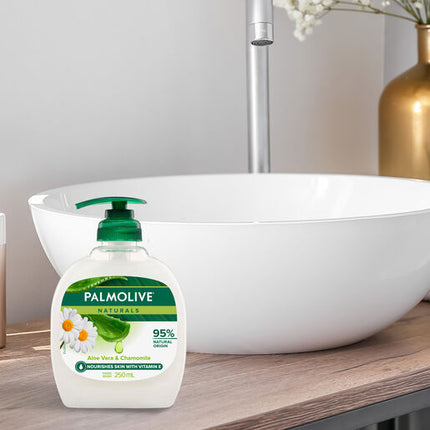 Palmolive Naturals Liquid Hand Wash, Aloe Vera & Chamomile, 250mL Pump