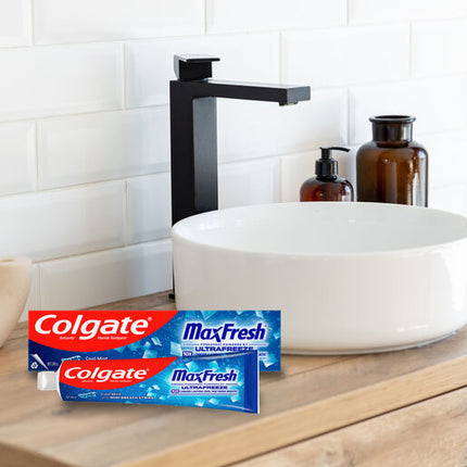 Colgate Toothpaste Max Fresh Cool Mint 200g