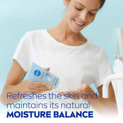 Nivea Daily Essentials Gentle Exfoliating Scrub 150mL