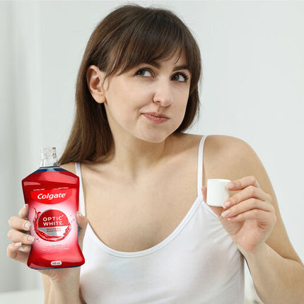 Colgate Optic White Alcohol Free Mouthwash Sparkling Fresh Mint 500mL