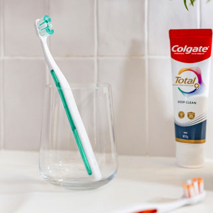 Colgate Total Active Prevention Foaming Clean Toothbrush Soft 1pk