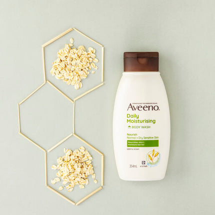 Aveeno Daily Moisturising Lightly Scented Body Wash 354mL