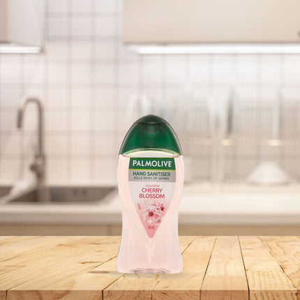 Palmolive Japanese Cherry Blossom Sanitiser 48ml