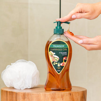 Palmolive Luminous Oils Liquid Body Wash Salted Caramel & Pistachio 750mL