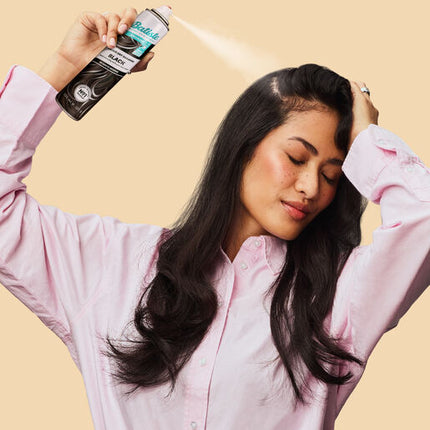 Batiste Black Colour Dry Shampoo Peach & Vanilla Praline Fragrance 200mL