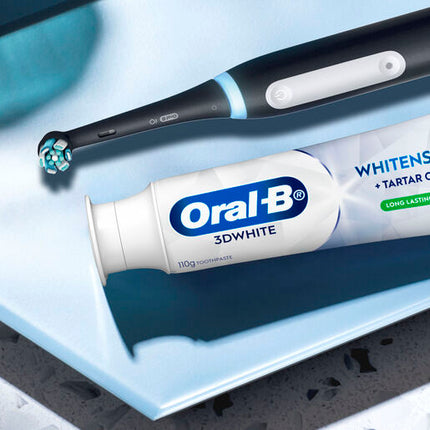Oral-B 3D White Long Lasting Freshness Whitening Toothpaste 110g
