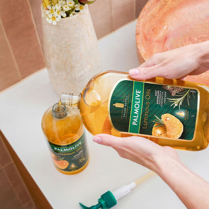 Palmolive Luminous Oils Hand Wash, East Australian Mandarin & Rosemary Oil, 1L Refill