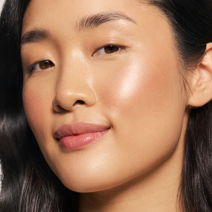 Nude by Nature Skin Radiance Foundation N200 Neutral Beige