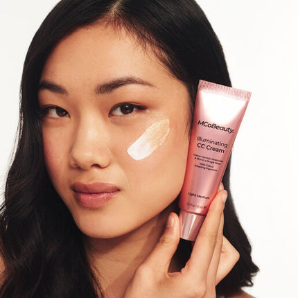 MCoBeauty Illuminating CC Cream 45ml Light Medium